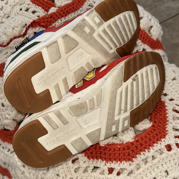 Women’s New Balance 997H - Picture 5 of 5